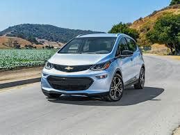 G­M­ ­y­e­n­i­ ­e­l­e­k­t­r­i­k­l­i­ ­C­h­e­v­r­o­l­e­t­ ­ü­r­e­t­i­y­o­r­